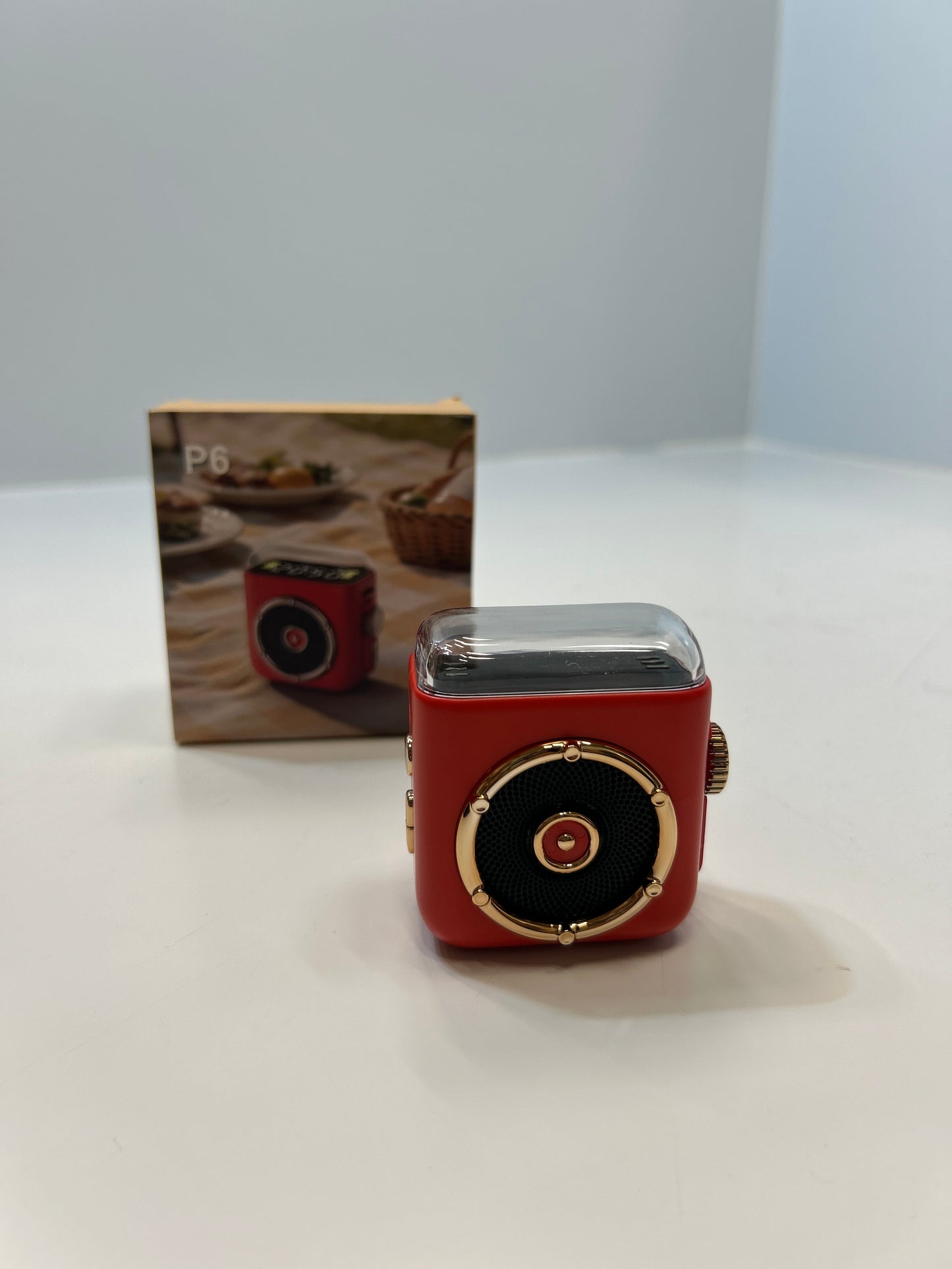 🕰️ Mini Enceinte Bluetooth Rétro avec Affichage de l’heure et Éclairage Ambiant