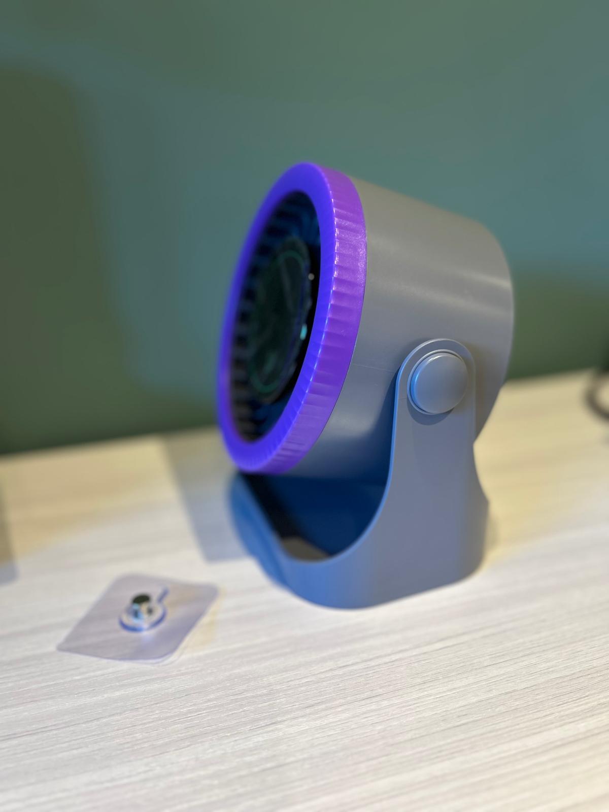 Ventilateur de Bureau 5 Vitesses – Orientable et Accrochable, Design Compact