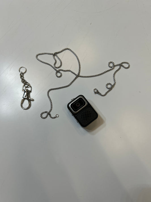 📷 Mini Caméra Espion – Ultra Discrète à Porter en Collier