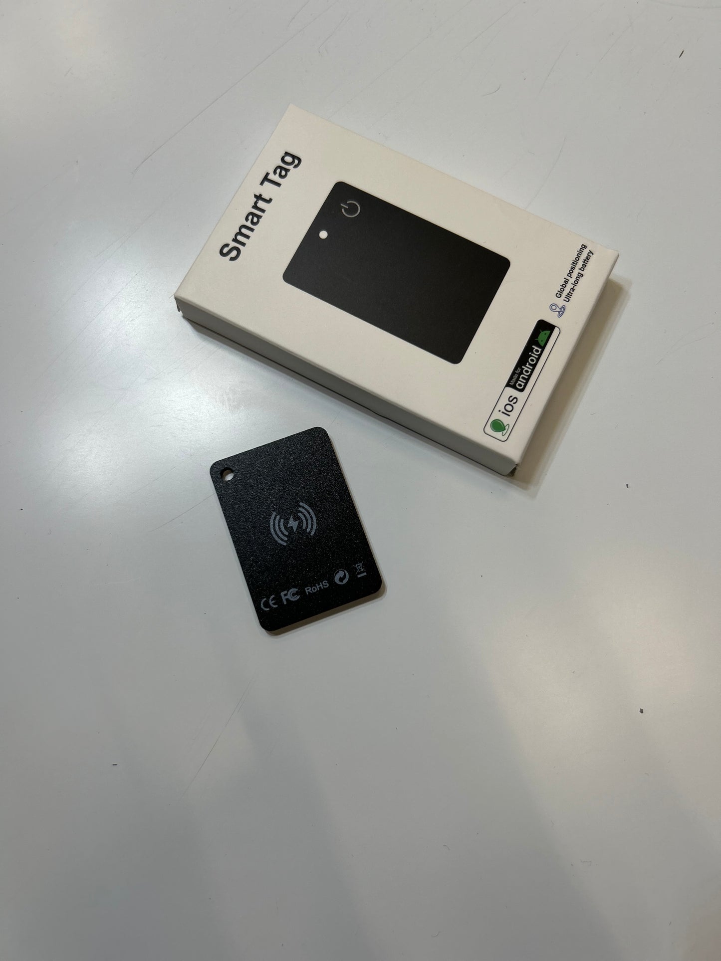 un Smart Tag multifonction - Format mini carte