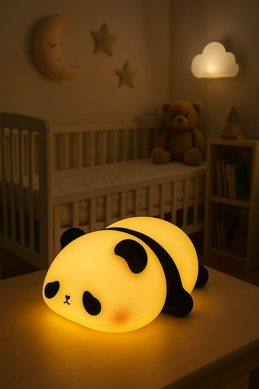 🐼 Veilleuse Panda Allongé – Lumière douce pour nuits paisibles